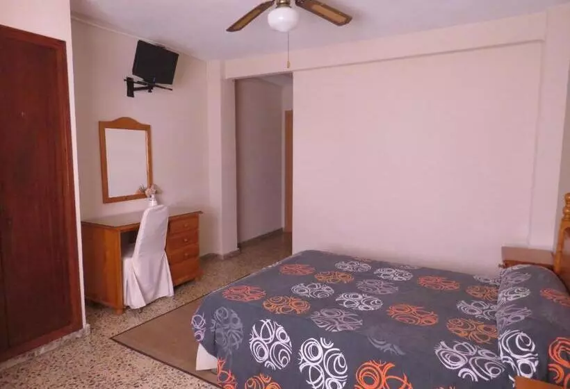 Standardzimmer, Alain