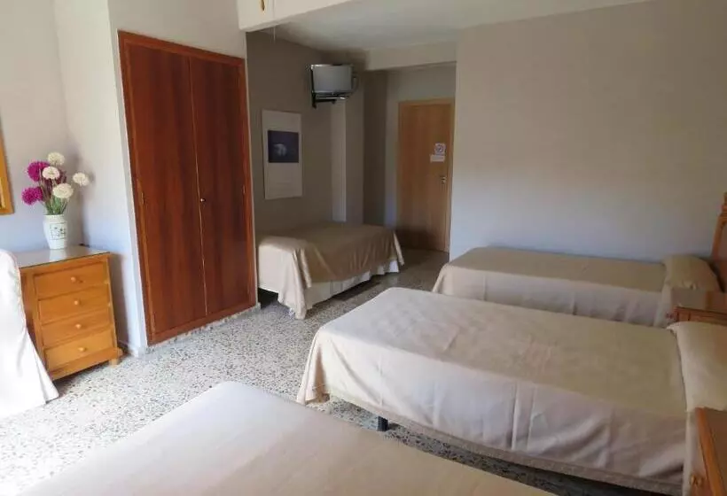 4 Bett Standardzimmer, Alain