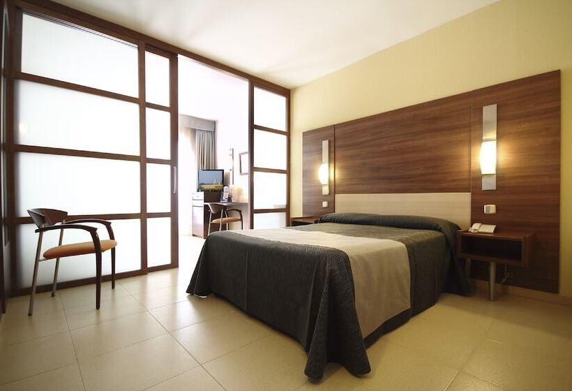 Семейный Номер, Aqua Hotel Aquamarina & Spa