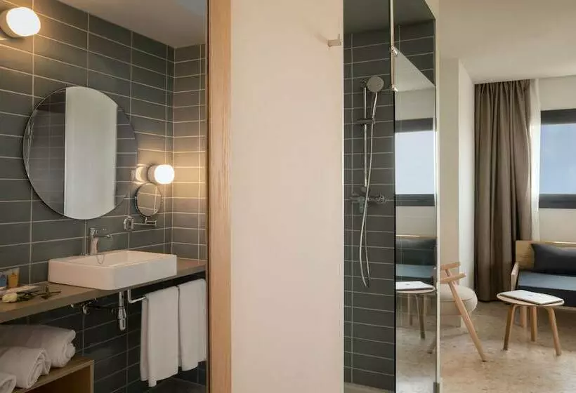 سوییت جونیور, Aqua Hotel Silhouette & Spa   Adults Only