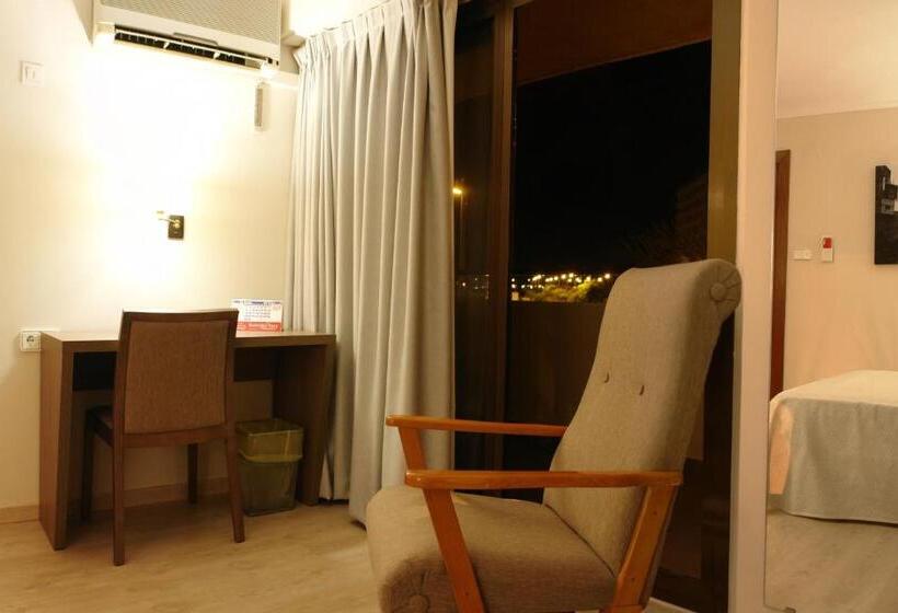 חדר סטנדרט מיטה זוגית, Avenida Plaza