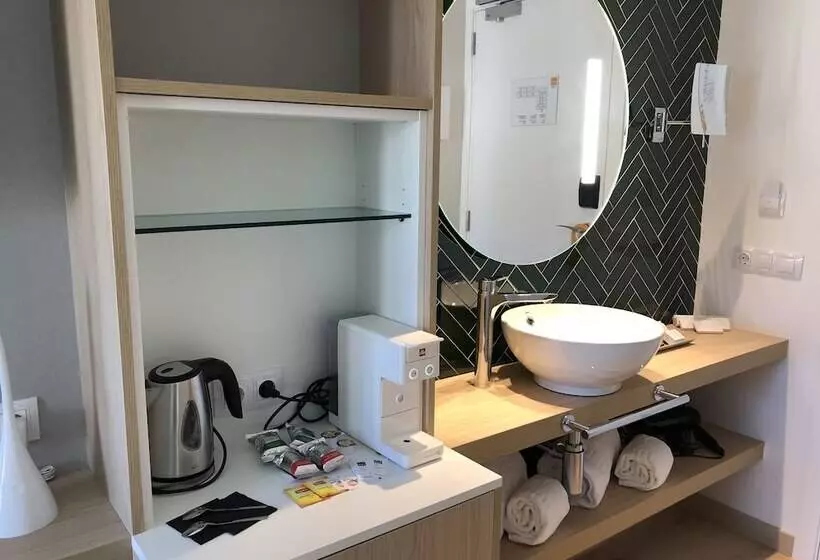 プールビュースタンダードルーム, Bq Paguera Boutique Hotel   Adults Only