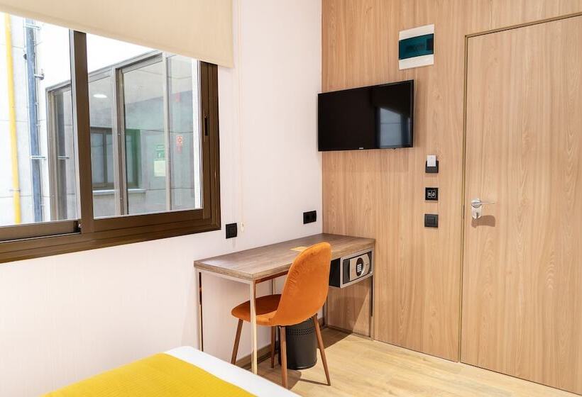 اتاق استاندارد یک نفره, Caledonian