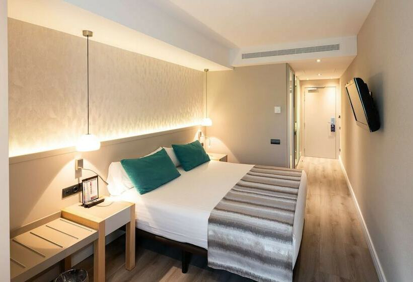 Номер Стандарт, Catalonia Atenas