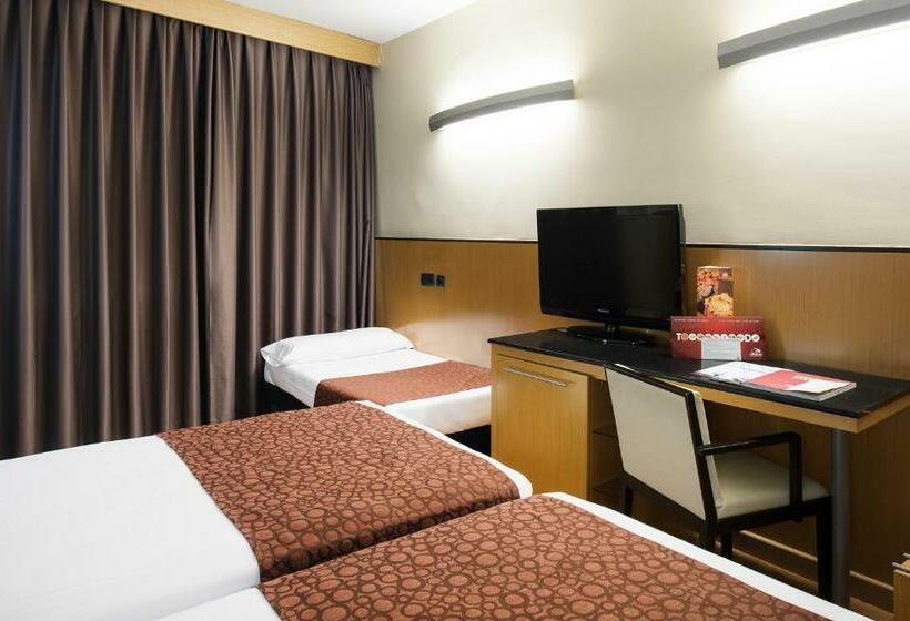 Номер Стандарт Трехместный, Catalonia Atenas