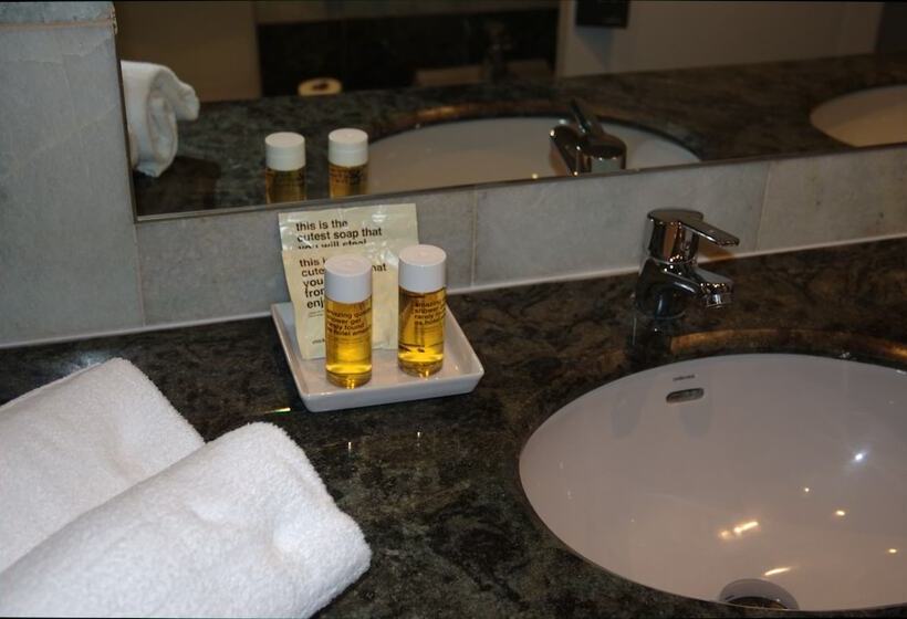 Семейный Номер, Chic & Basic Velvet