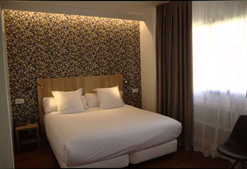 Семейный Номер, Chic & Basic Velvet