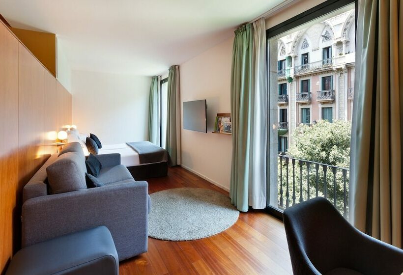 Семейный Номер, Condes De Barcelona