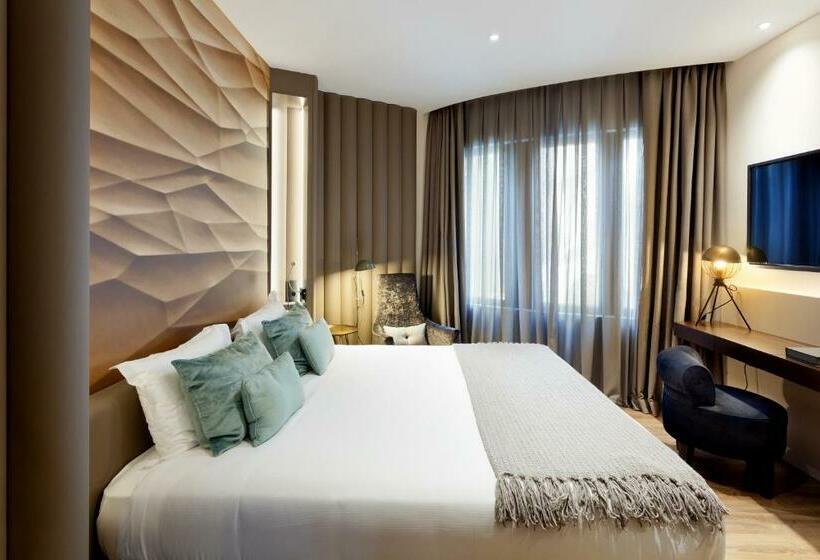 Номер Superior, Condes De Barcelona
