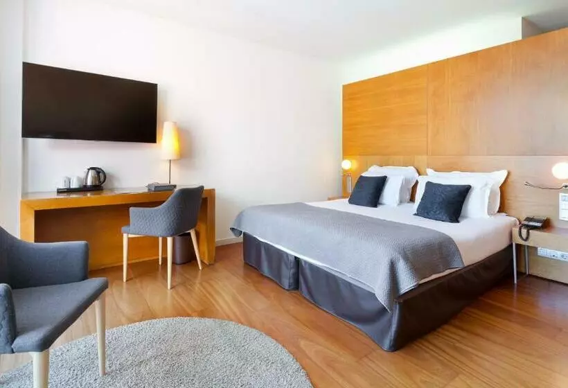 اتاق استاندارد, Condes De Barcelona