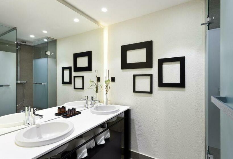 Номер Superior, Condes De Barcelona