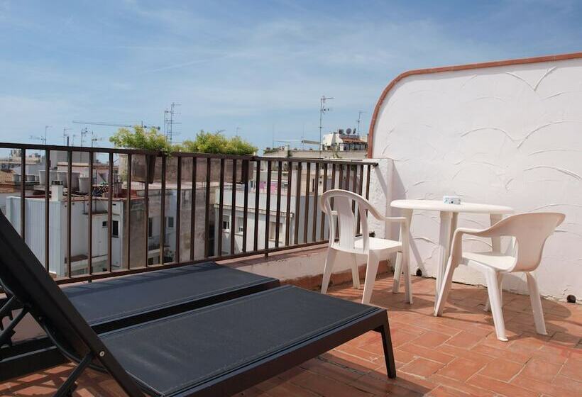 标准间带游泳池, El Cid