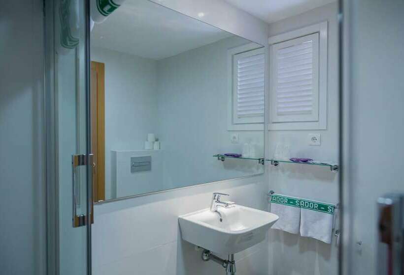 标准间带阳台, El Cid