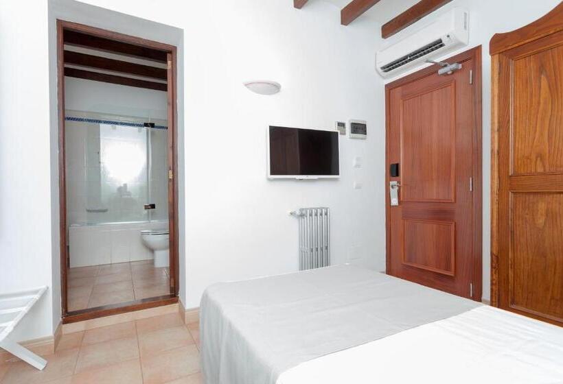 اتاق استاندارد یک نفره, El Guia