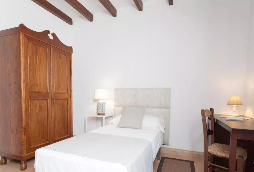 Quarto standart individual, El Guia