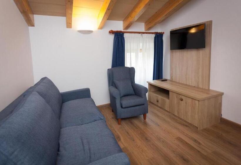 سوییت جونیور, El Guia