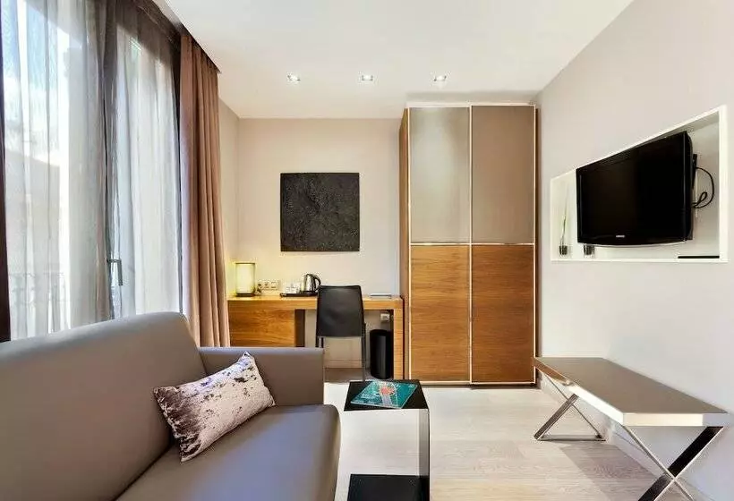 Chambre Familiale, España Ramblas