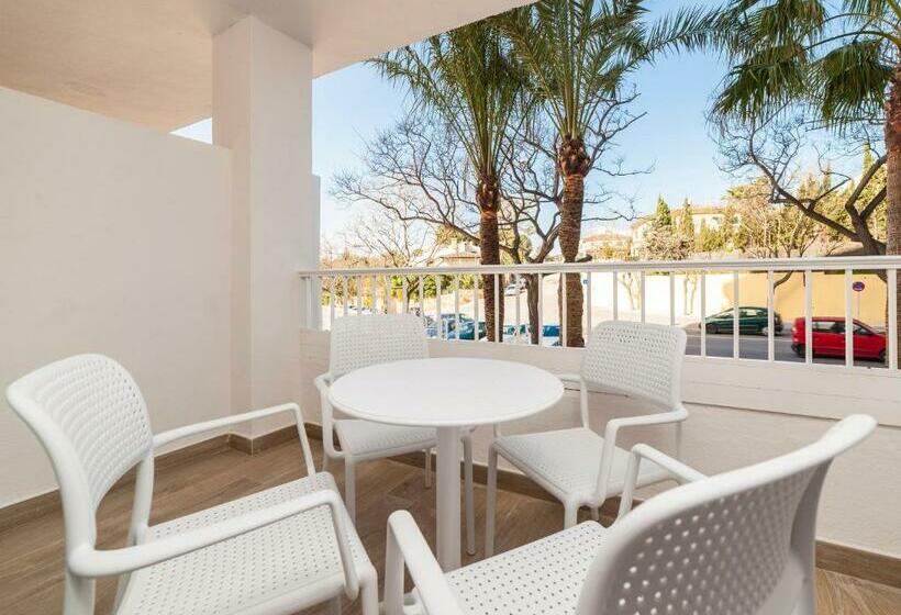 اتاق استاندارد سه نفره, Globales Mimosa