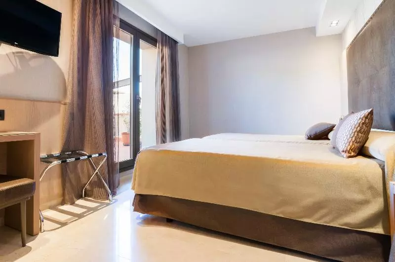 Standard-huone, Gran Hotel Barcino 4*Sup