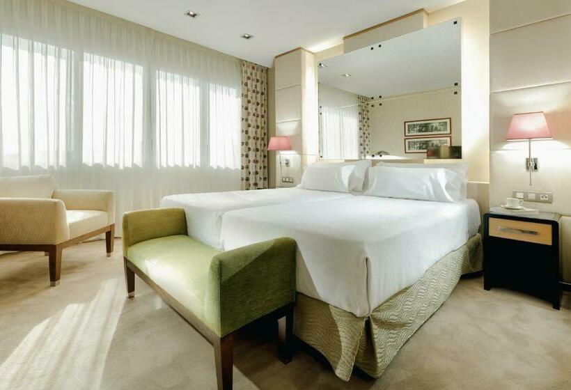 Номер Стандарт, Hesperia Barcelona Presidente