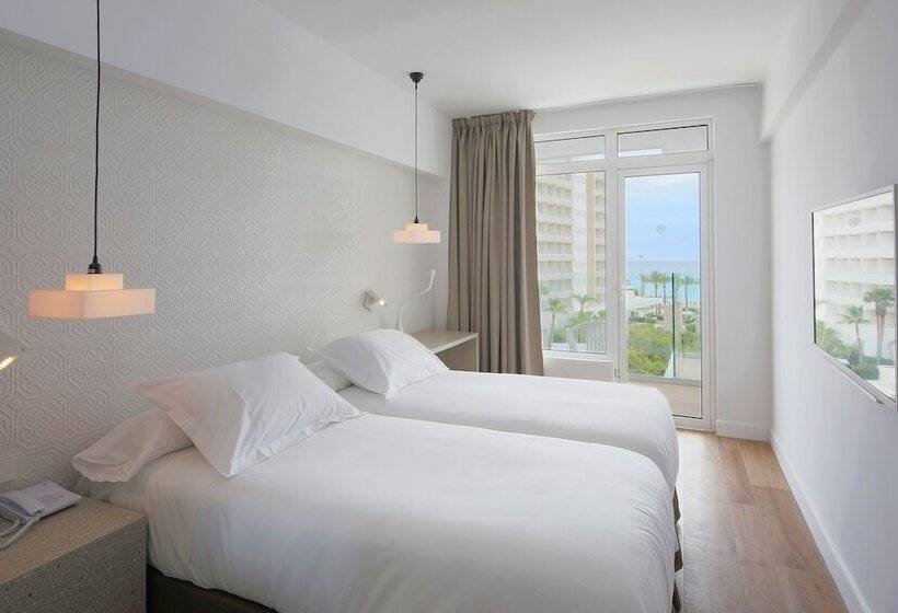 اتاق اساندارد با چشم‌انداز جانبی به دریا, Hm Balanguera Beach - Adults Only