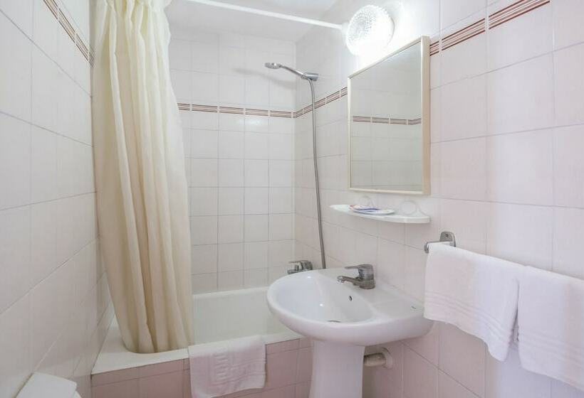 标准三人间, htop Planamar