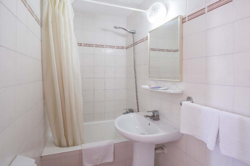 标准间, htop Planamar