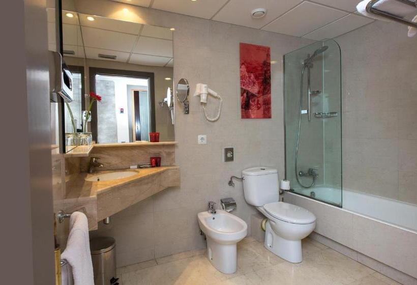 اتاق لوکس, Leonardo Hotel Barcelona Las Ramblas