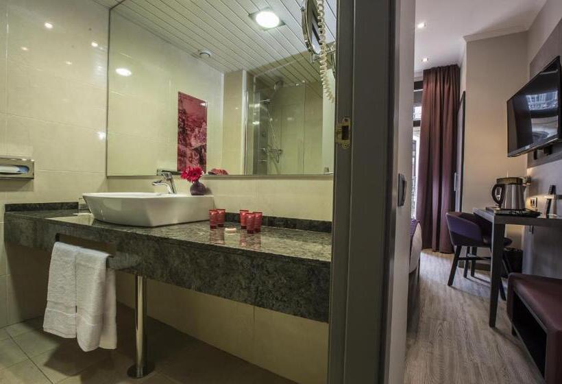 Номер Superior, Leonardo Hotel Barcelona Las Ramblas