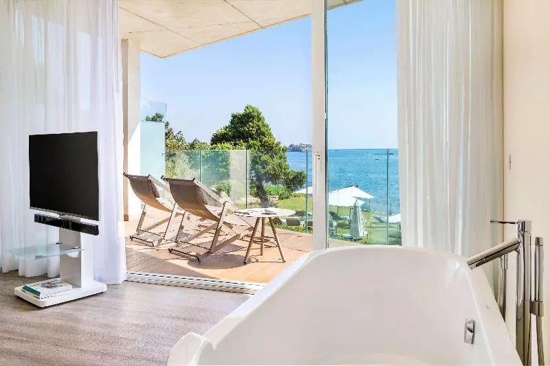 سوییت, Me Ibiza   The Leading Hotels Of The World