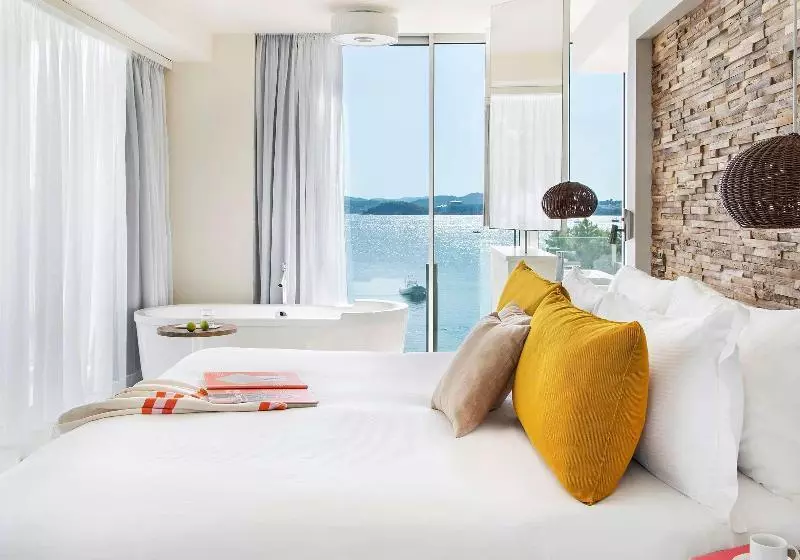 سوییت, Me Ibiza   The Leading Hotels Of The World
