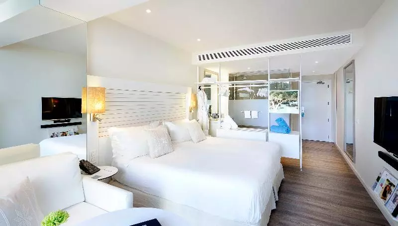 اتاق استاندارد, Me Ibiza   The Leading Hotels Of The World