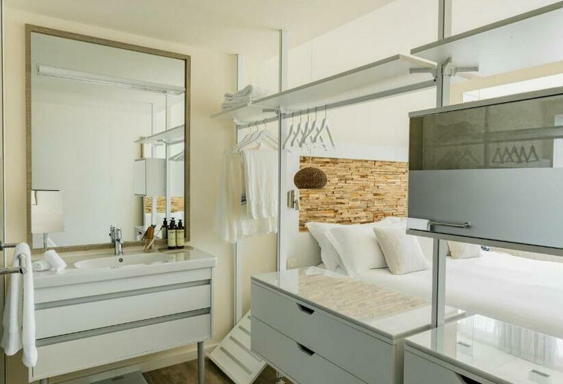 标准间, Me Ibiza   The Leading Hotels Of The World