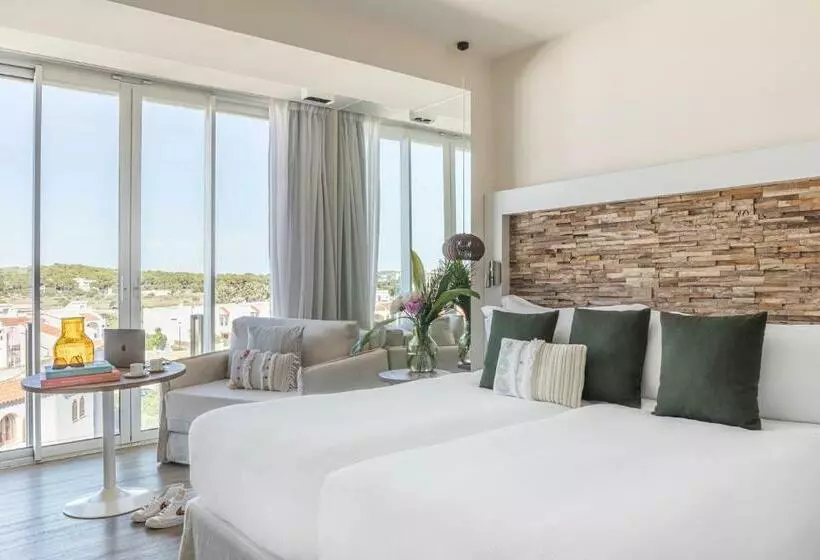 اتاق استاندارد, Me Ibiza   The Leading Hotels Of The World