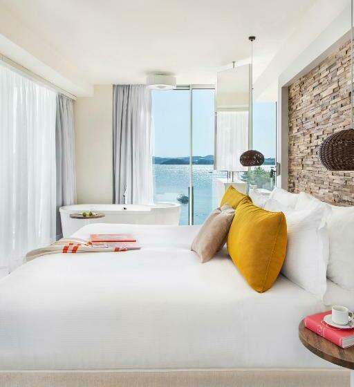 带露台的套间, Me Ibiza   The Leading Hotels Of The World