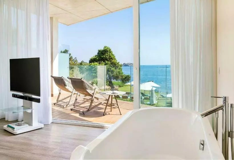 Suite with Terrace, Me Ibiza   The Leading Hotels Of The World