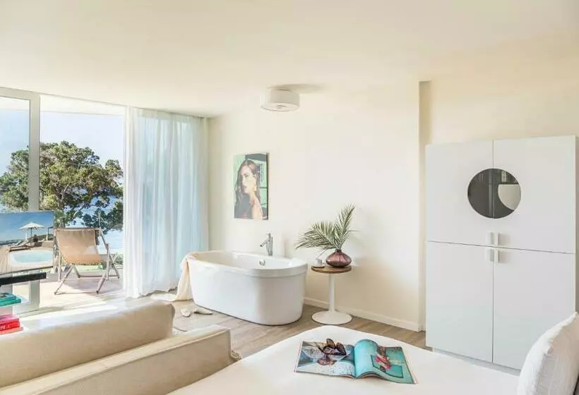 Suite with Terrace, Me Ibiza   The Leading Hotels Of The World