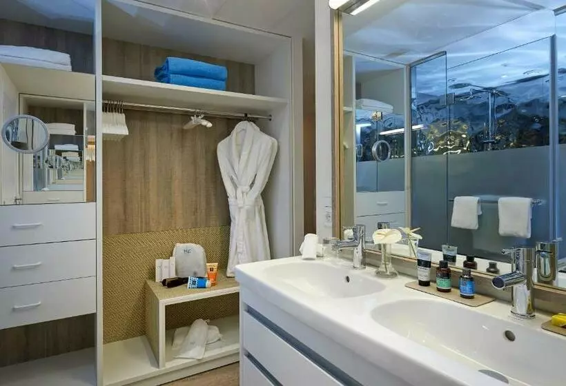 Suite with Terrace, Me Ibiza   The Leading Hotels Of The World