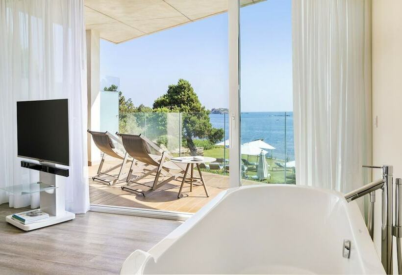 Suite con Terraza, Me Ibiza   The Leading Hotels Of The World