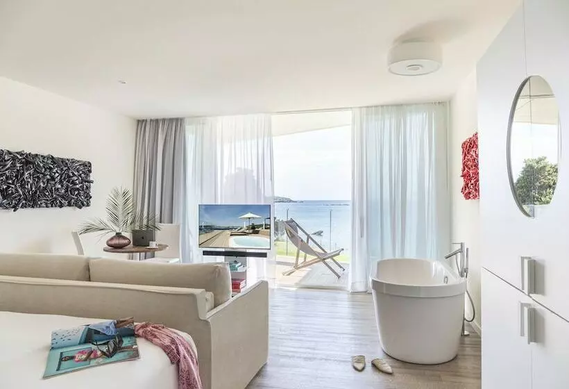 Suite with Terrace, Me Ibiza   The Leading Hotels Of The World