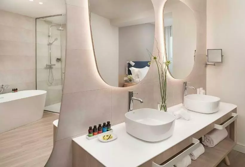 Suite met Uitzicht op Zee, Me Sitges Terramar