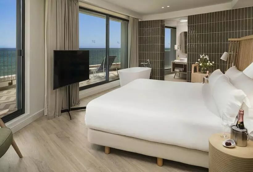 Suite met Uitzicht op Zee, Me Sitges Terramar