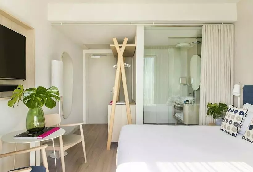 StandaardKamer, Me Sitges Terramar