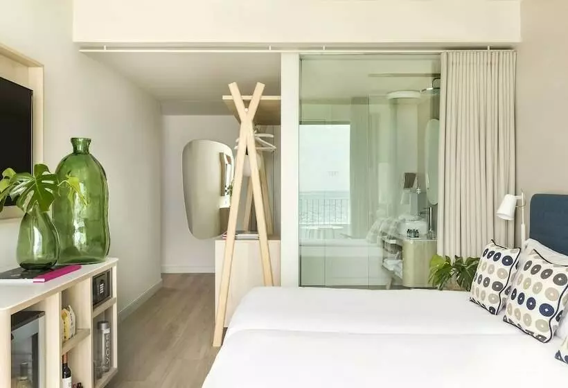 StandaardKamer, Me Sitges Terramar