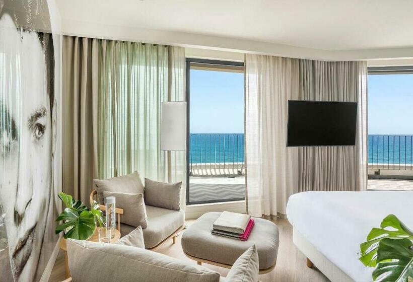 جناح ديلوكس مطل على البحر, Me Sitges Terramar