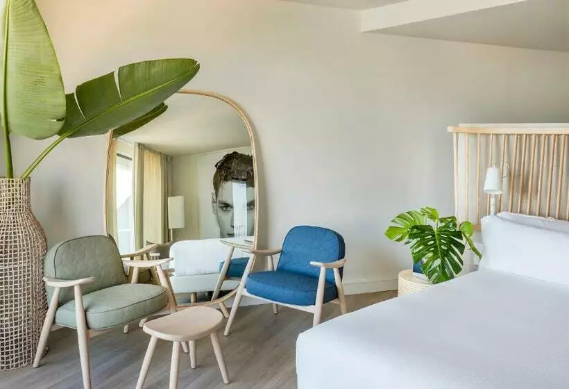 Superior Suite met Uitzicht op Zee, Me Sitges Terramar