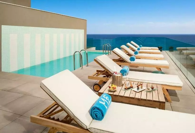 Superior Suite met Uitzicht op Zee, Me Sitges Terramar