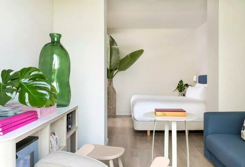 Suite, Me Sitges Terramar