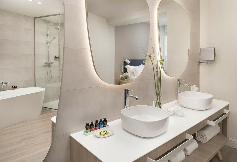 جناح, Me Sitges Terramar