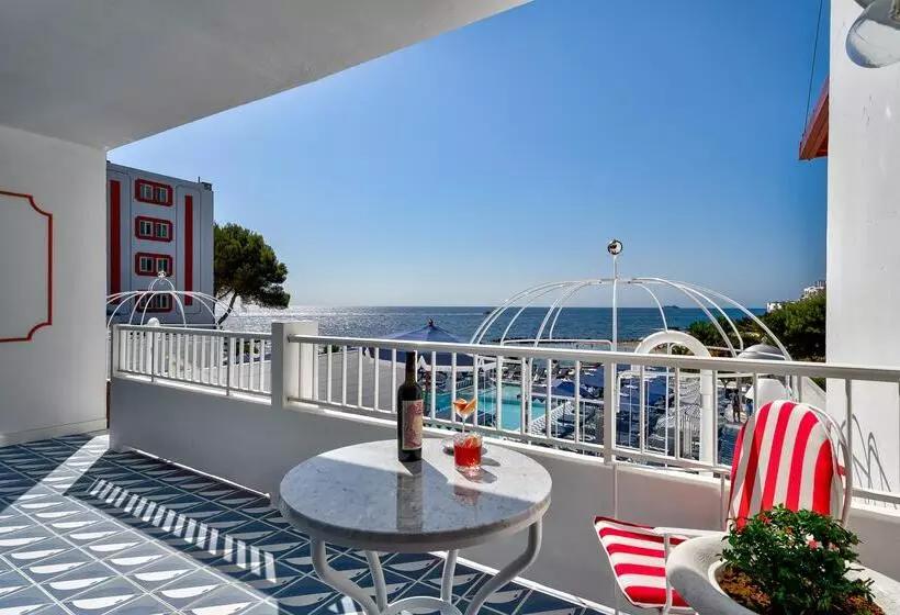 オーシャンビュースイート, Mongibello Ibiza